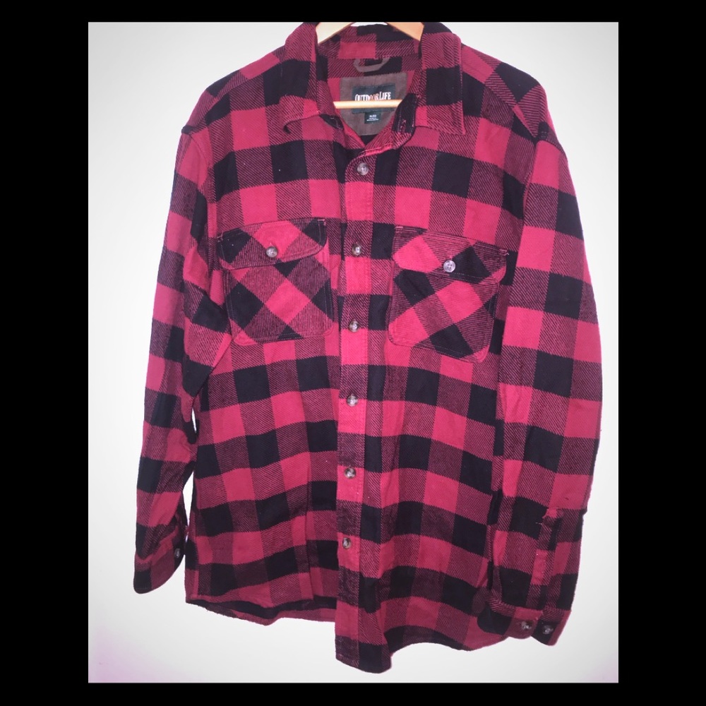 LIKE NEW Buffalo print THICK cotton flannel shirt